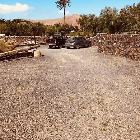 Bodega Botanica - Shared Pool - Island Location - 10 Mins Drive To Famara And La Santa Lägenhet Tiagua