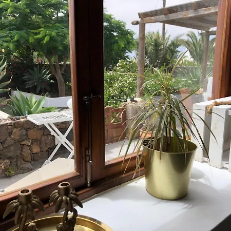 Lägenhet Bodega Botanica - Shared Pool - Island Location - 10 Mins Drive To Famara And La Santa *